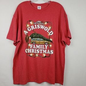 A GRISWALD FAMILY CHRISTMAS PRINTED T-SHIRT